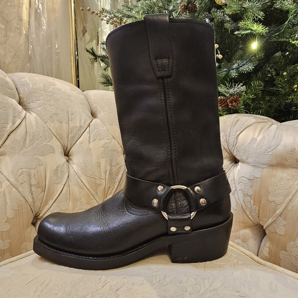 Genuine leather boots - Picture 1 of 7